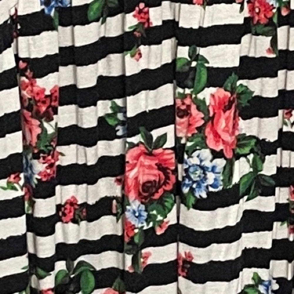 Floral Striped Dress w/ pockets